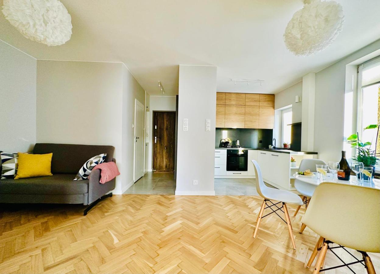 Eastside Warsaw Apartment Экстерьер фото